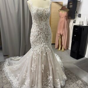 Allure Bridals White Lace Wedding Dress